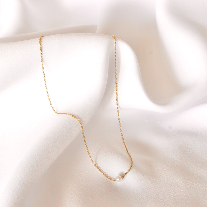 Single Pearl necklace