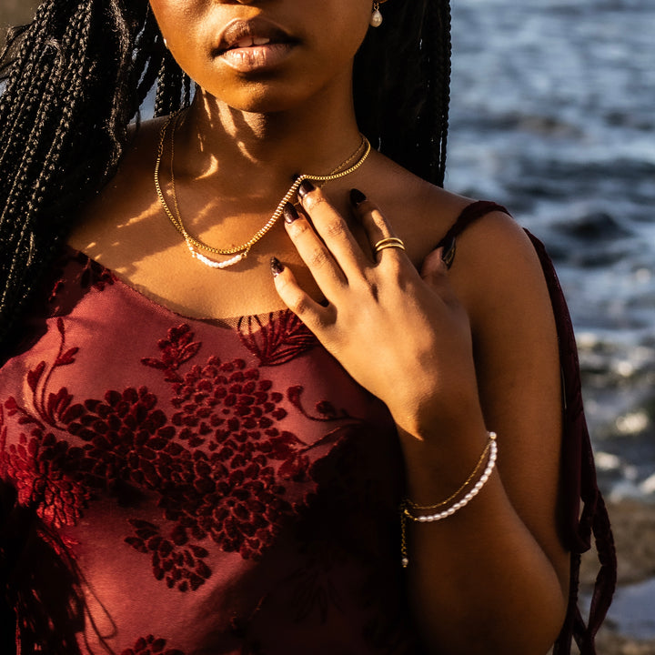 Dainty Pearl necklace