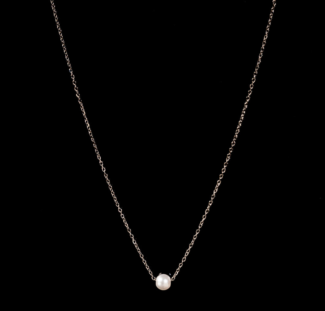 Single Pearl necklace